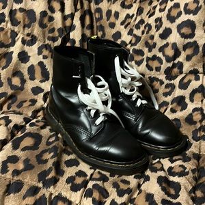 Vintage Dr. Martens (90s) Size 8